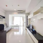 Nice And Comfy 1Br At Dago Suites Apartment By Travelio