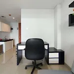 Nice And Comfy 1Br At Dago Suites Apartment By Travelio