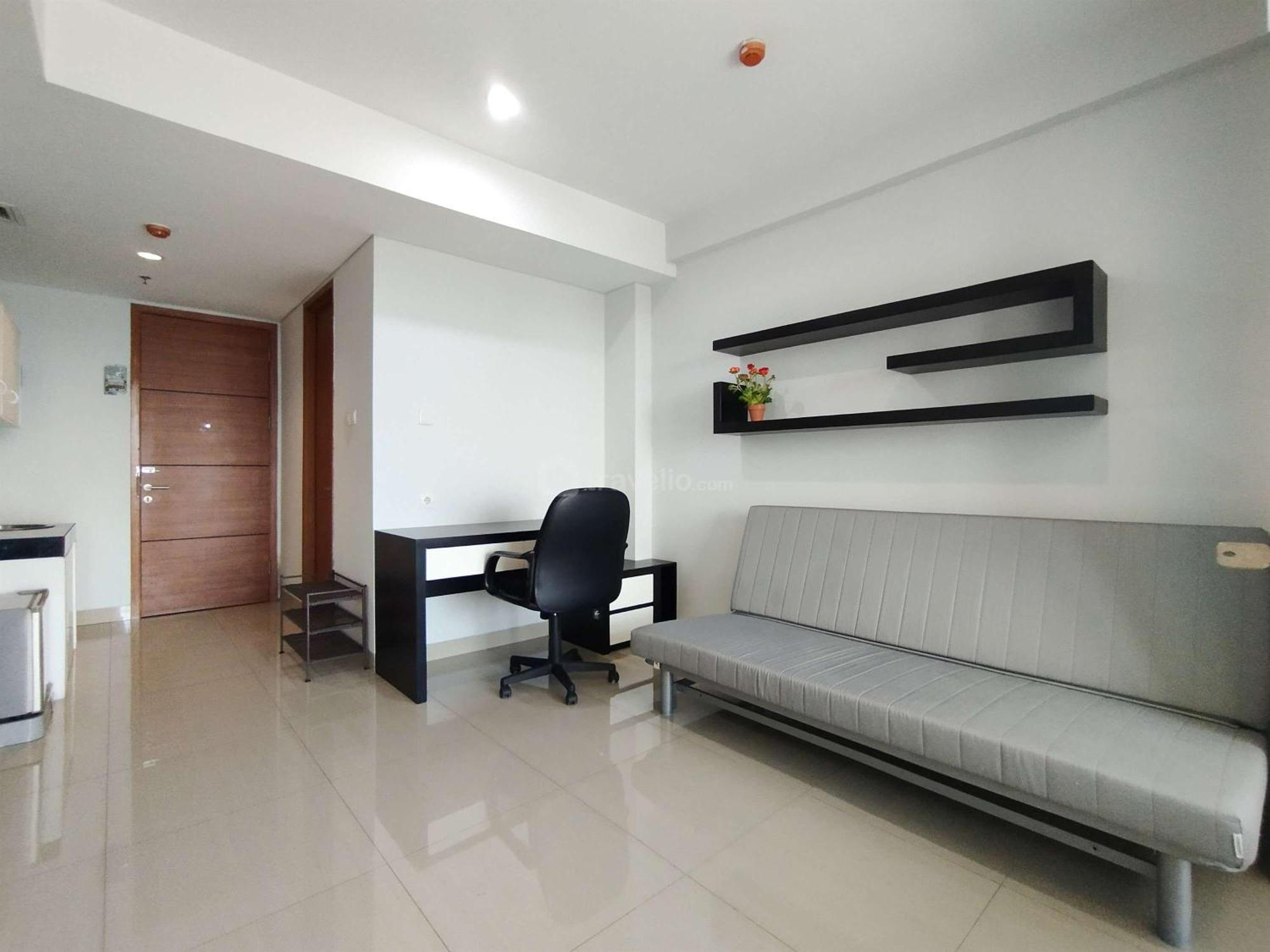 And Comfy 1br At Dago By Travelio * Bandung
